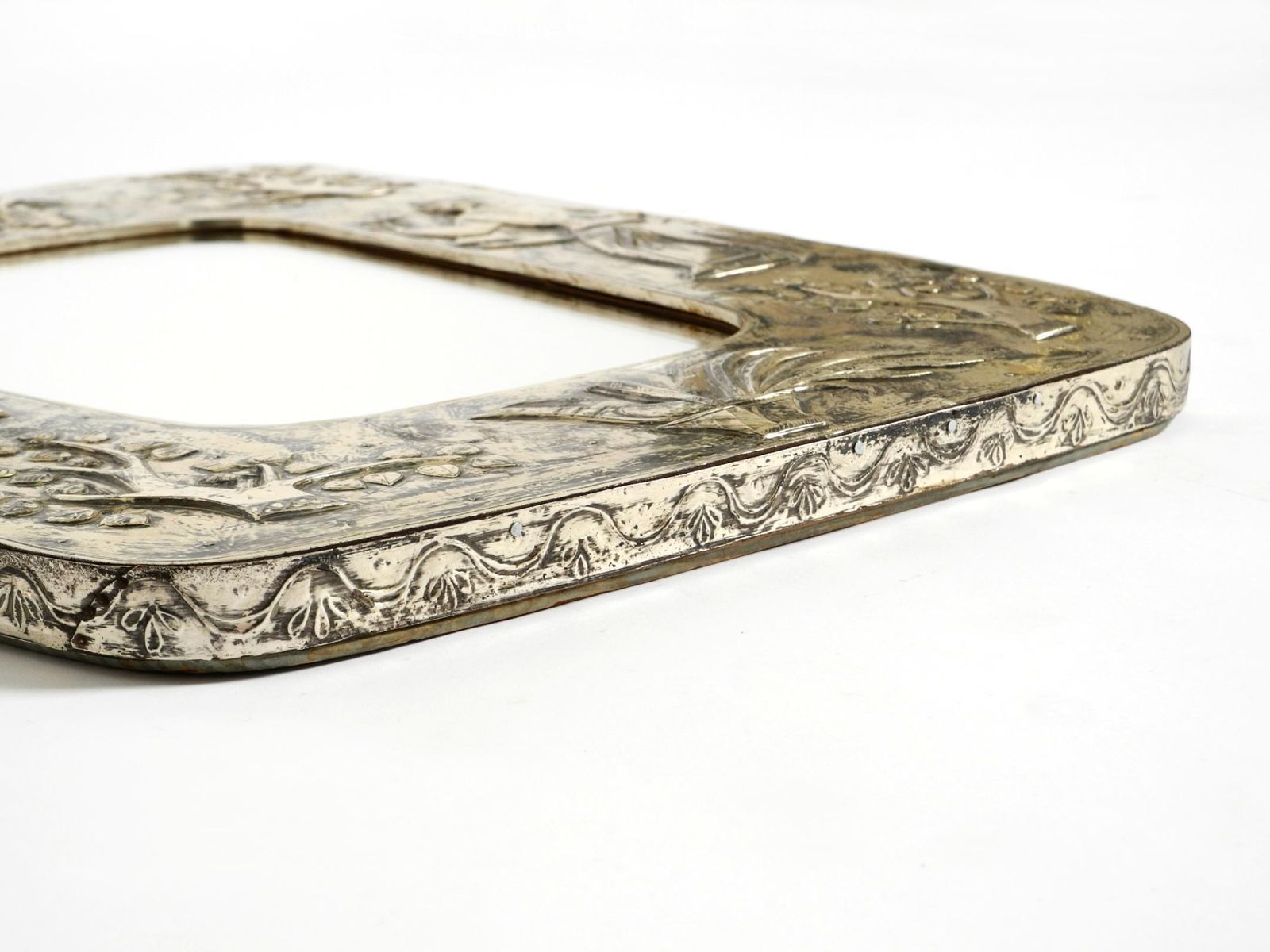 photo vinterior Mid-Century Modern wandspiegel met verzilverd frame