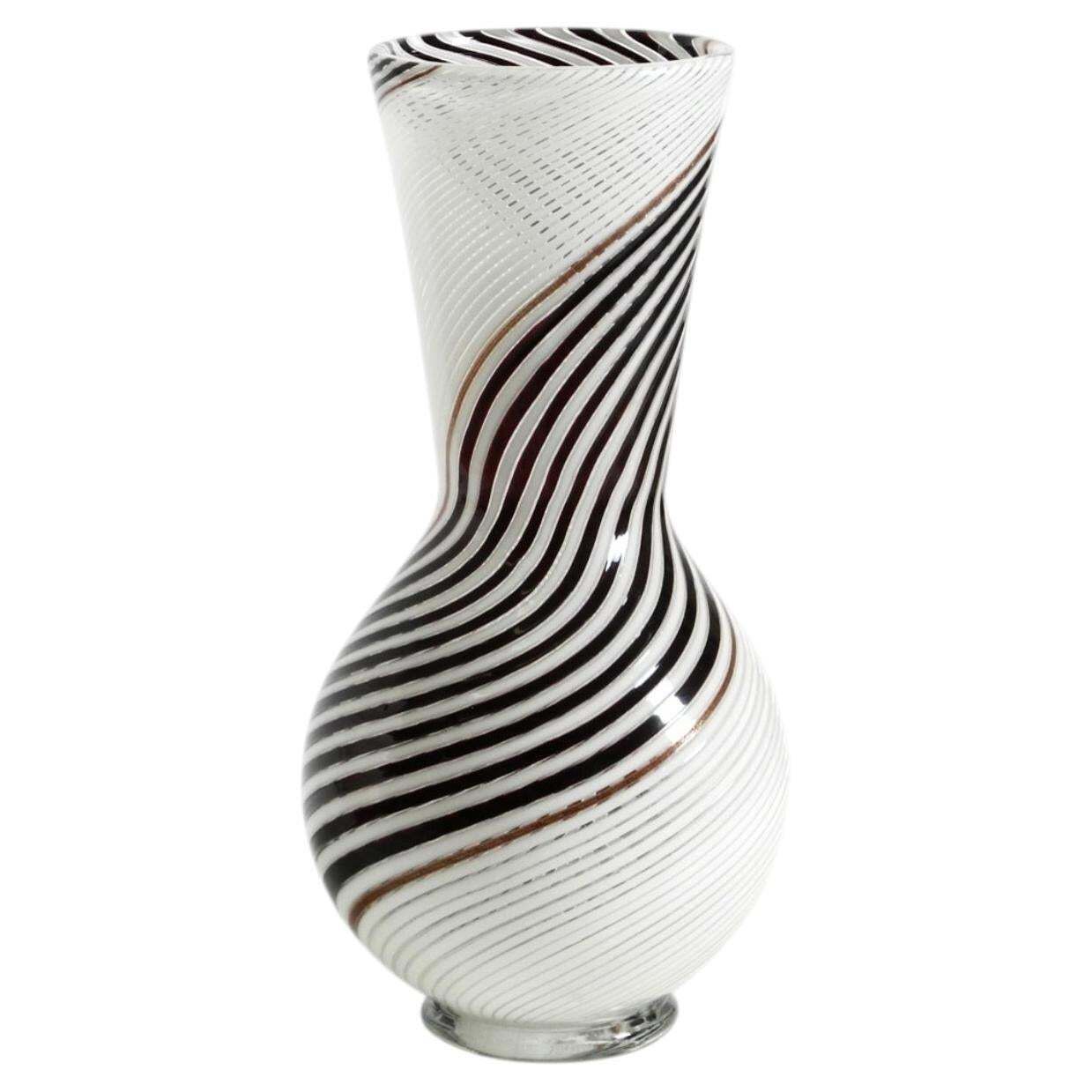 Italian Mid Century Murano Glass Vase By Dino Martens For Aureliano Toso
