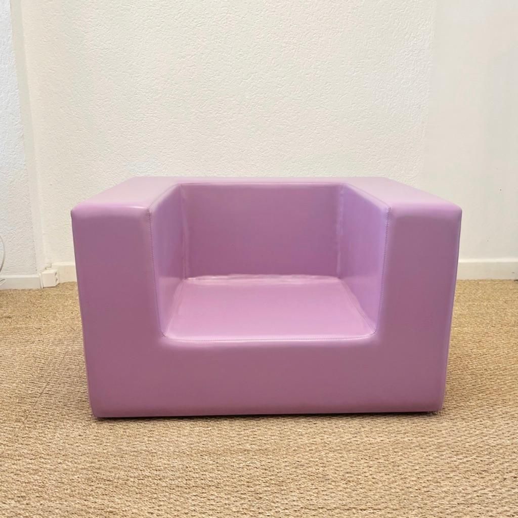 photo for sale 1/3 "Throw Away" Lilac Vinyl Armchair By Willie Landels, Zanotta Italy Ca. 1960s