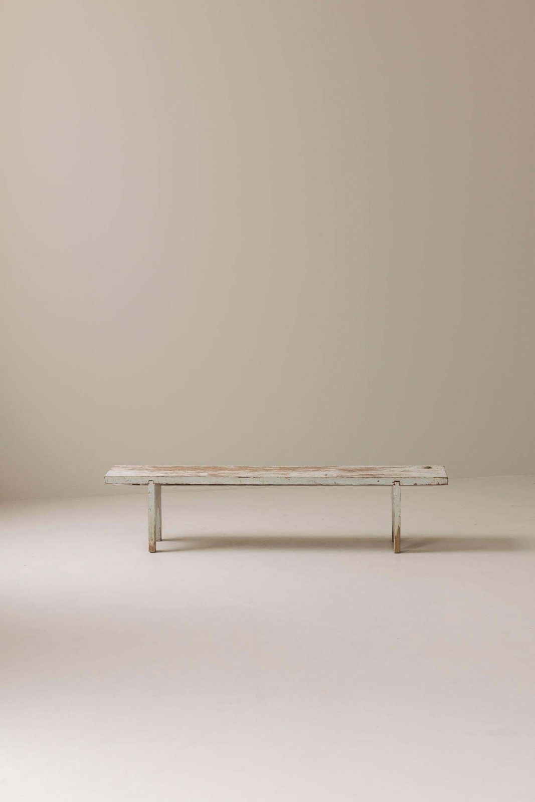 Verweerde Zweedse bank met patina, ca. jaren 1950. photo for sale