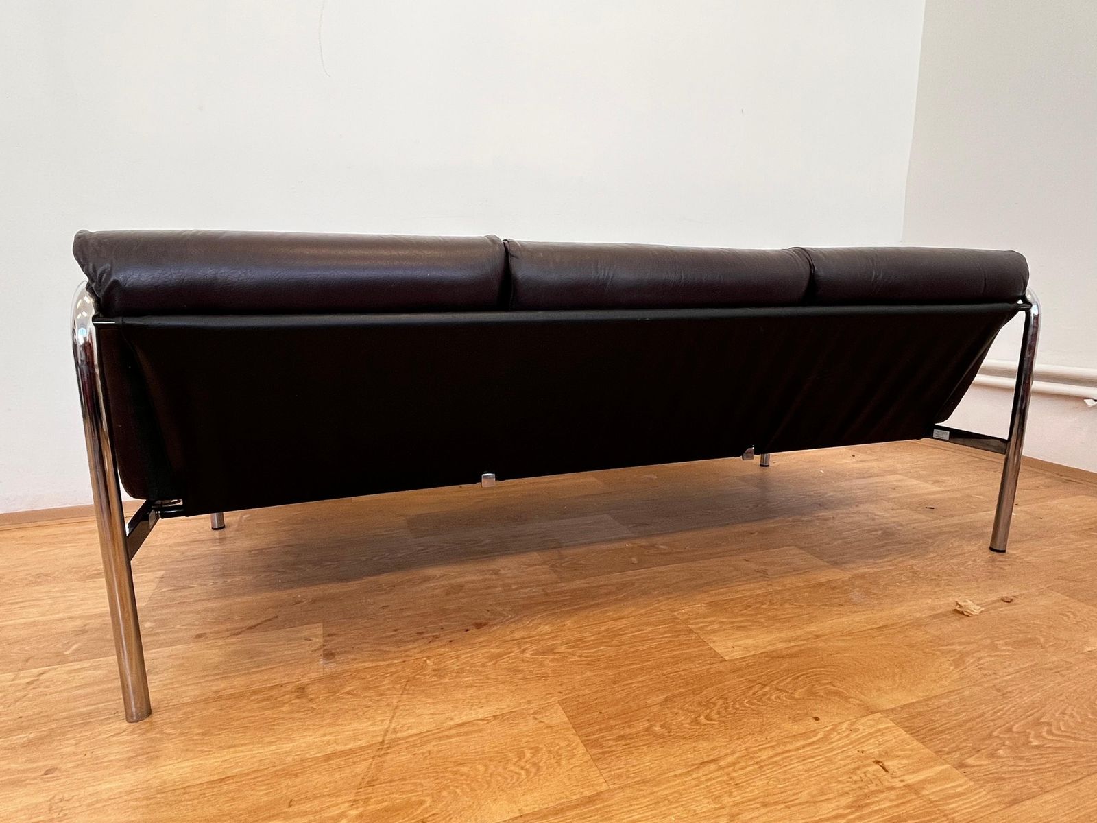 Mobilier Canapé en cuir rare, par Tim Bates pour Pieff, Angleterre, années 1970 photo