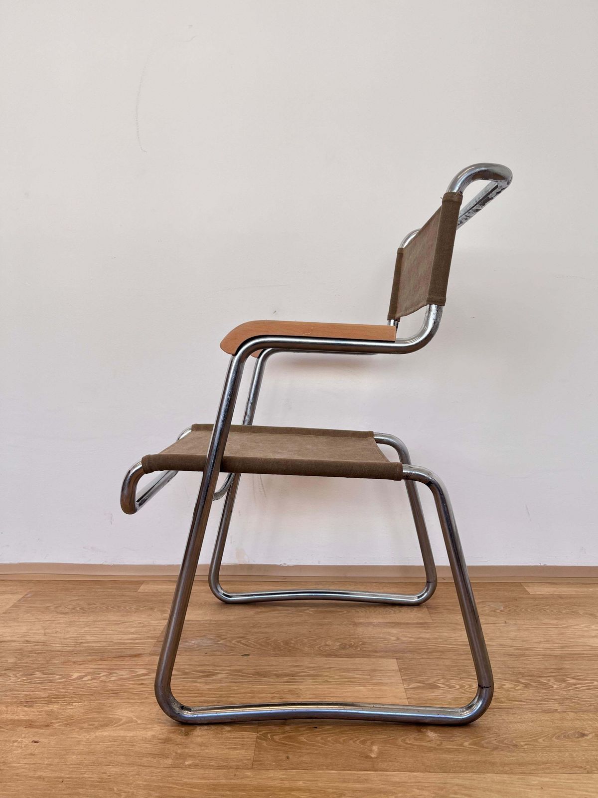 Chaise Bauhaus chromée Karel Ort, par Hynek Gottwald, 1930 photo furniture