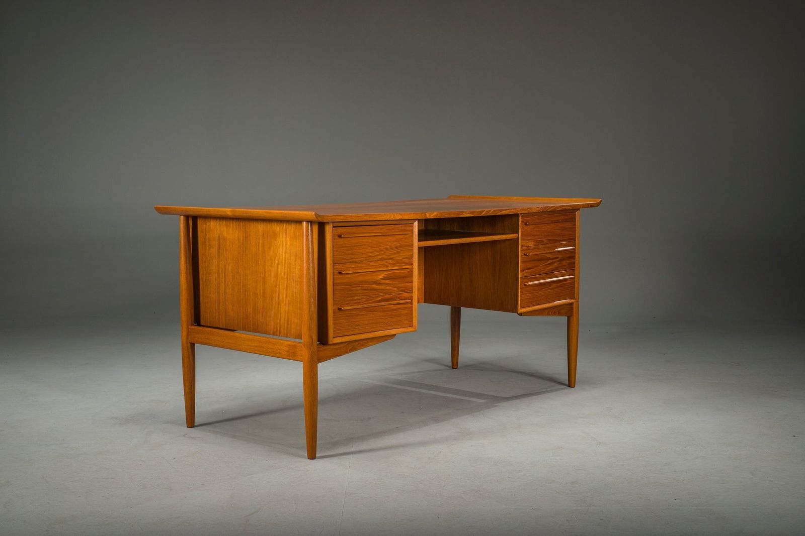 Mid Century Danish Teak Executive Desk By Arne Vodder For H.P. Hansen, 1960s photo furniture