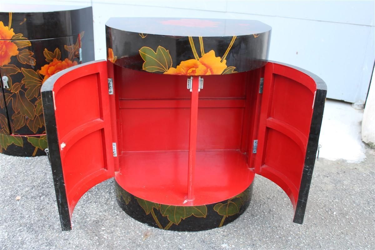 2612.0 Pair Of Decorative Chinese Lacquer Nightstands With Red Flowers 1960 Black Ground photo