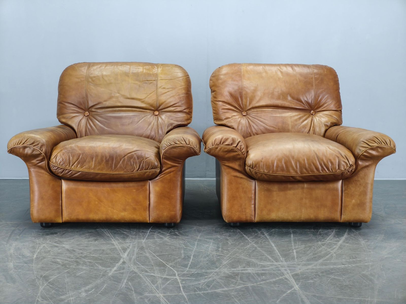 Pair Of Arcon Italia Cognac Buffalo Leather Lounge Armchairs photo for sale