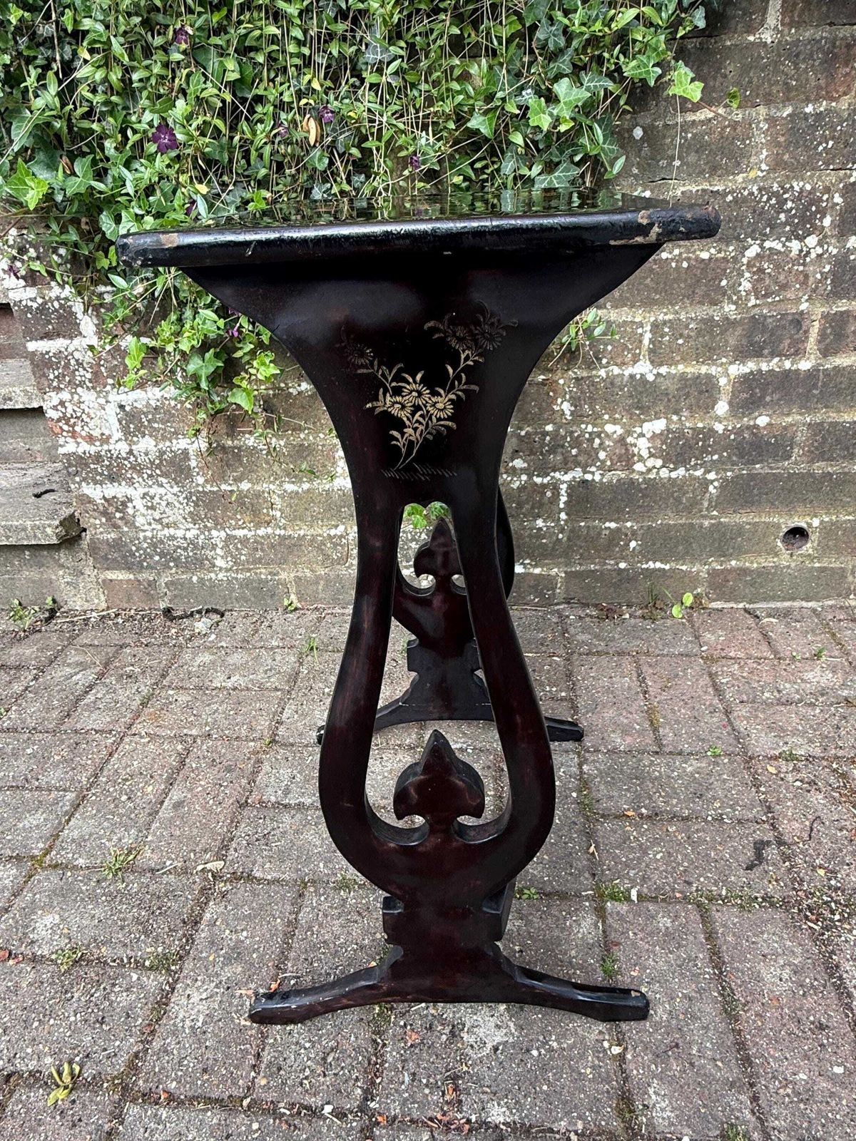 175.0 Antique Chinoiserie Lacquer Side Table Hand Painted Oriental Occasional Table S photo
