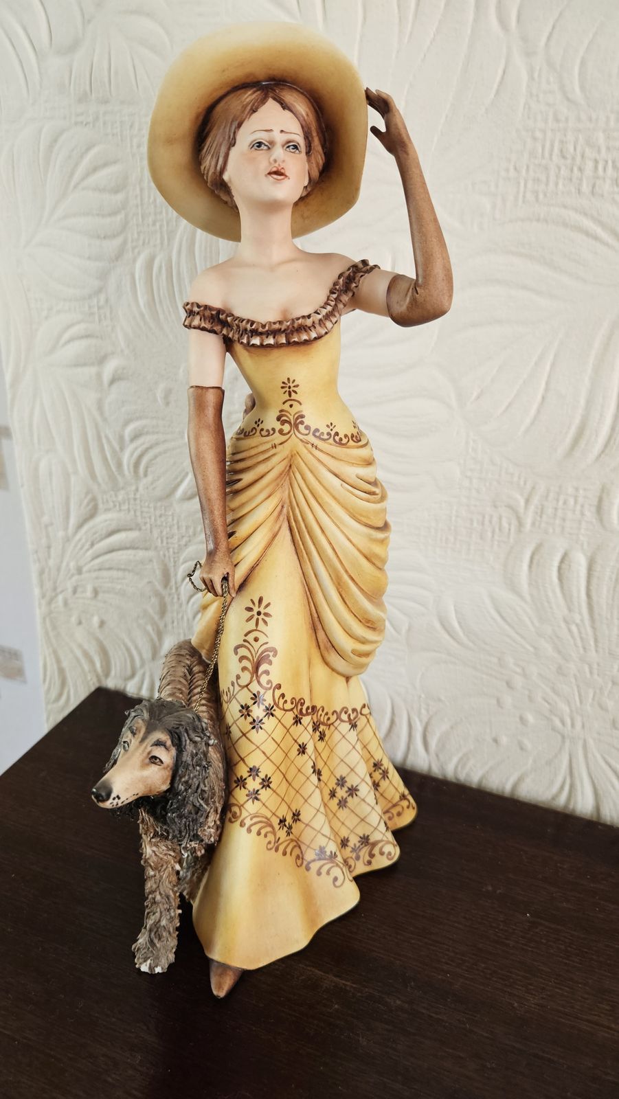 Elegant Capodimonte 'June' Porcelain Figurine By Jpa   World Limited Edition 82/1500 (With Certificate)