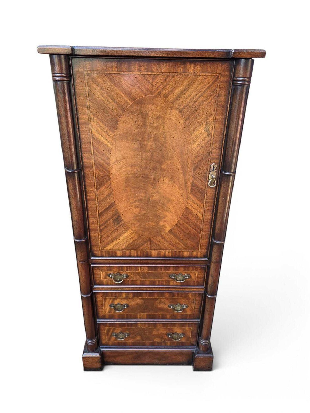 photo vinterior Vintage Mahogany Hi Fi Cabinet / Media Cupboard / C1970