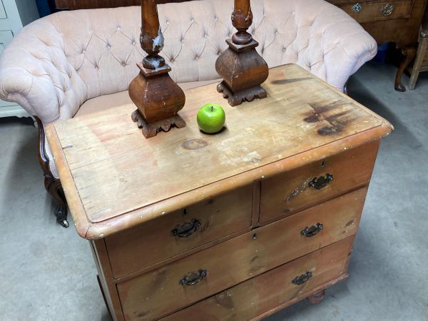 A Charming Antique Pine Chest Of Drawers photo for sale