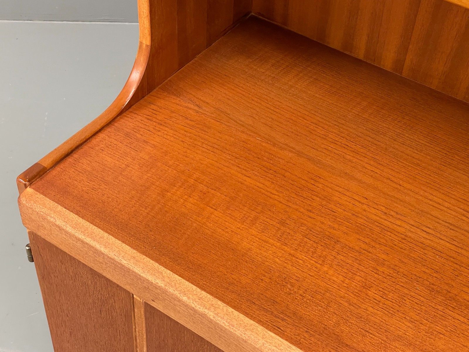 Vintage Teak Wall Unit Jentique 1970s Retro Shelving Glazed Eb11971 photo buy