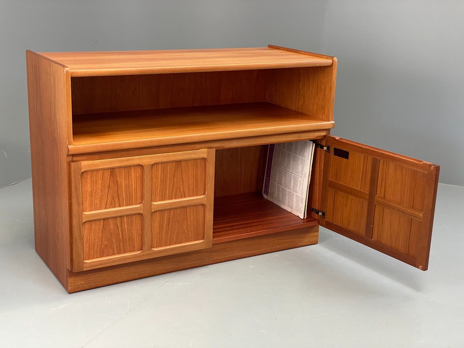 photo buy Vintage Teak Media Unit Tv Nathan Squares Design Retro Eb11973
