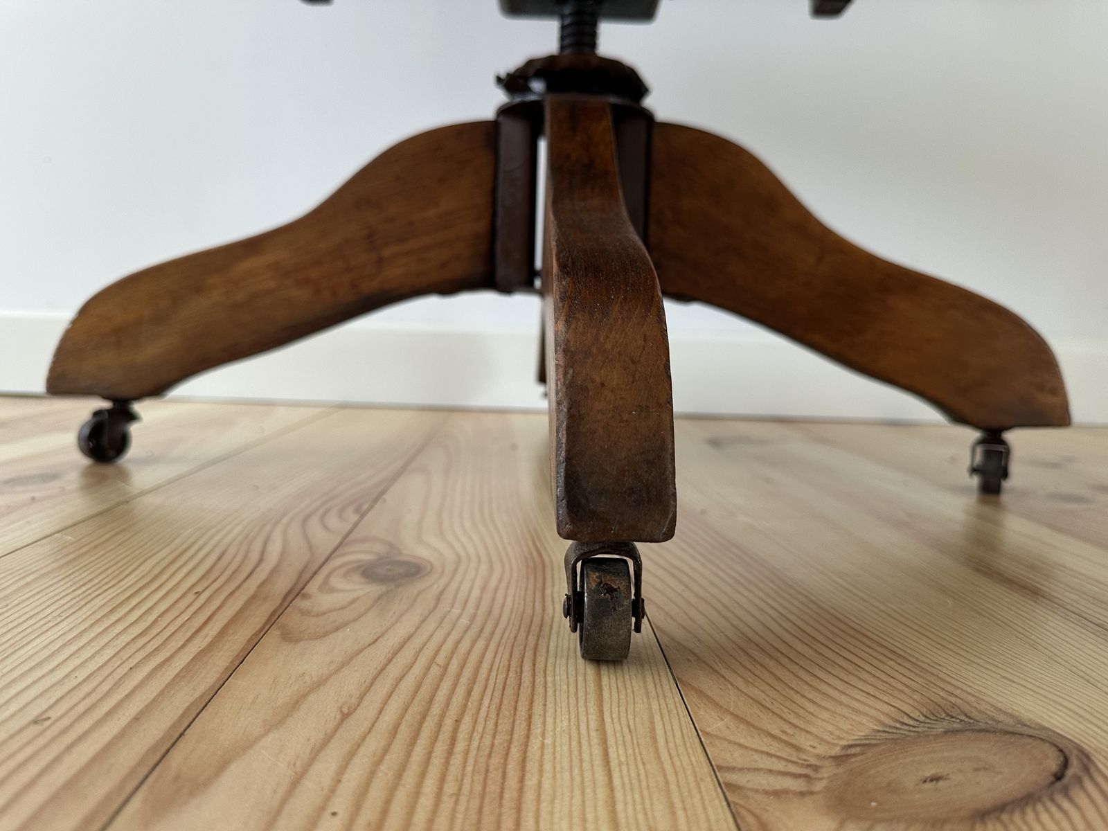 photo buy Antique Oak Captain's Swivel Chair