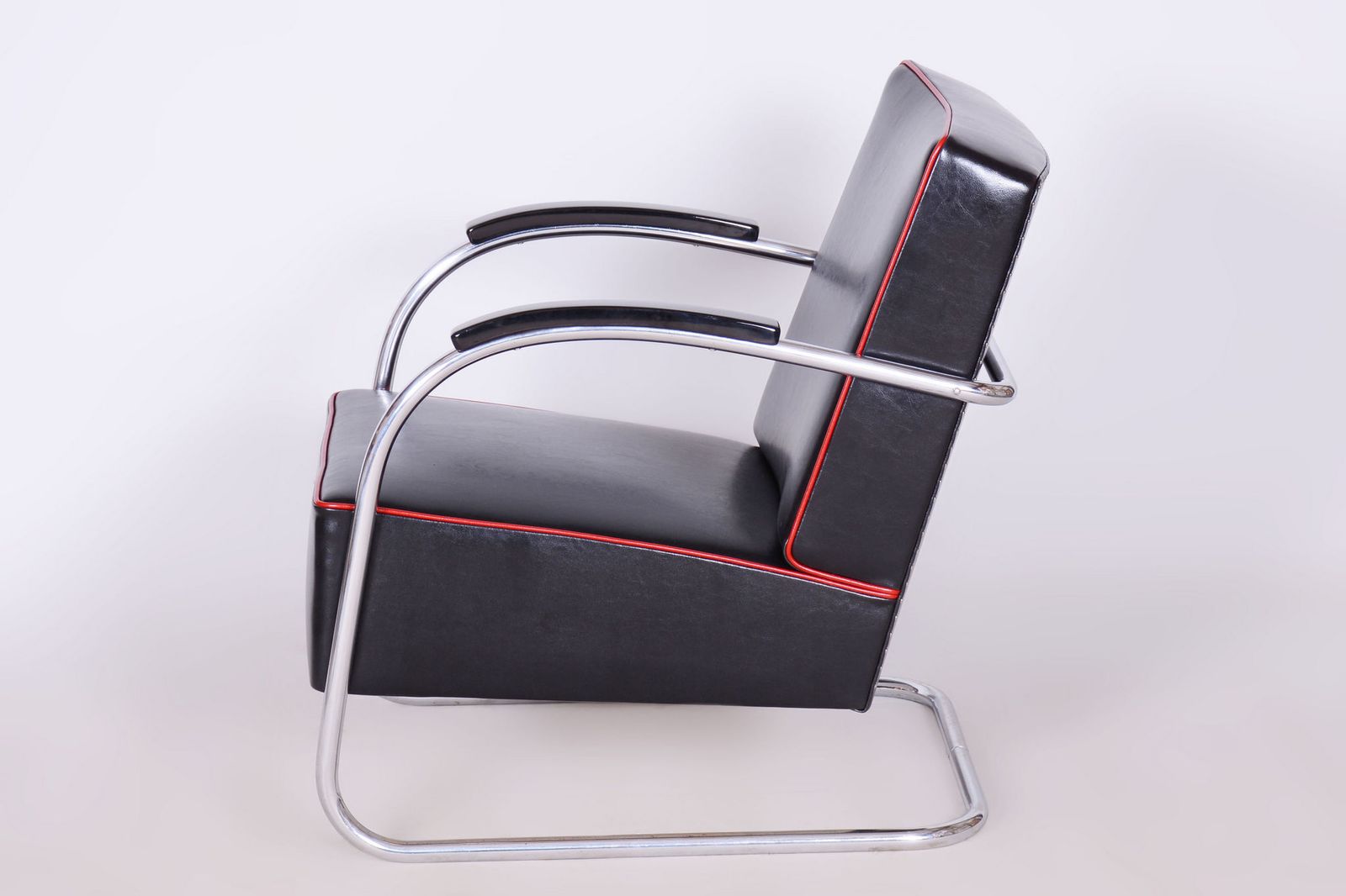Pair Of Restored Bauhaus Fn21 Armchairs, By Mücke Melder, Leather, Czech, 1930s photo vinterior