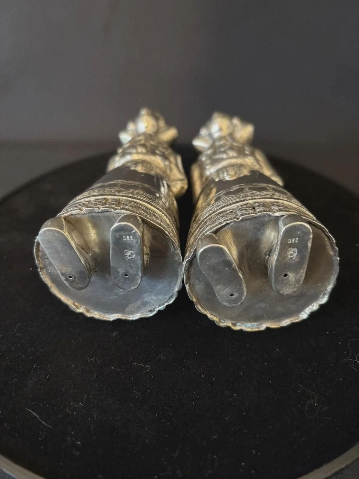 photo furniture Very Large Antique Solid Silver Dutch Girl Peppers C1900 250g 930 Grade Silver