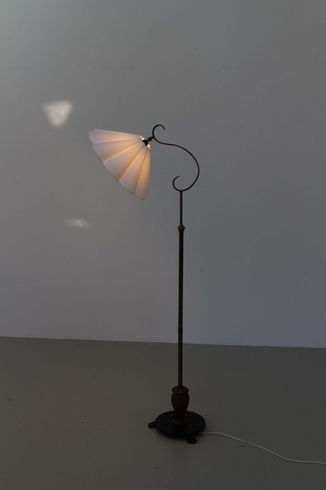 Danish Art Deco Floor Lamp In Brass, Wood And Iron By Lyfa, 1920s. photo vintage