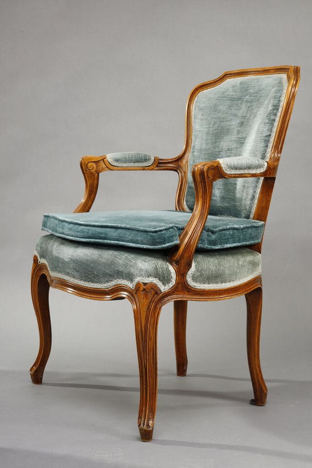 photo furniture Pair Of Rococille Style Armchairs, 19th Century