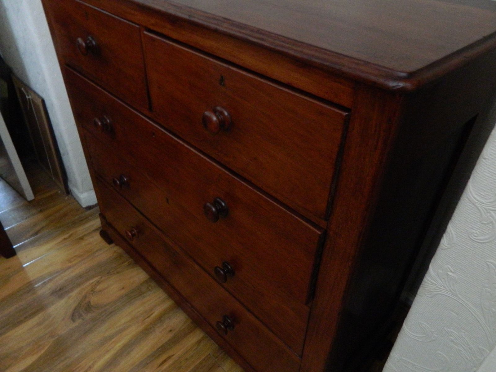 Victorian Mahogany Chest Of Drawers photo Furniture