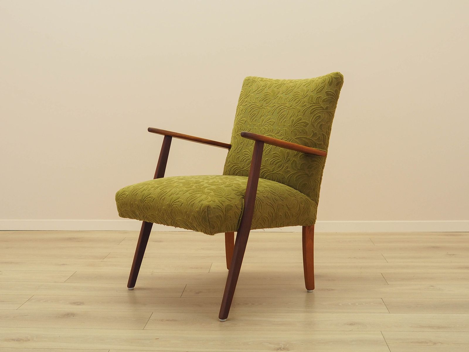 Groene fauteuil, Deens design, jaren 1960, gemaakt in Denemarken photo for sale