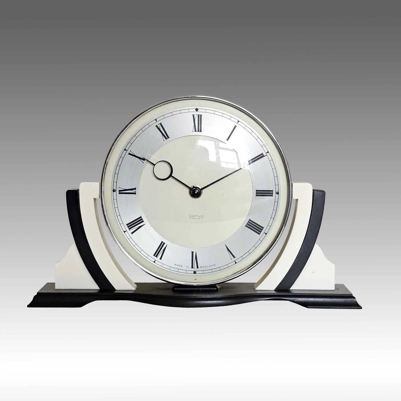 Vintage Smiths Mantle Clock   Art Deco Style   Mid Century Modern photo furniture