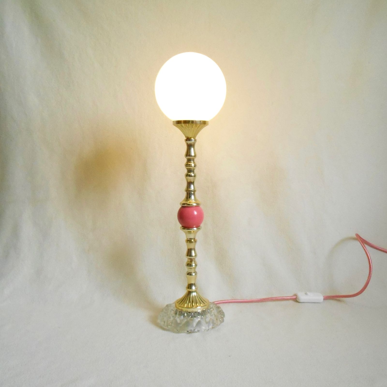 photo furniture Lampe de table haute mid-century modern