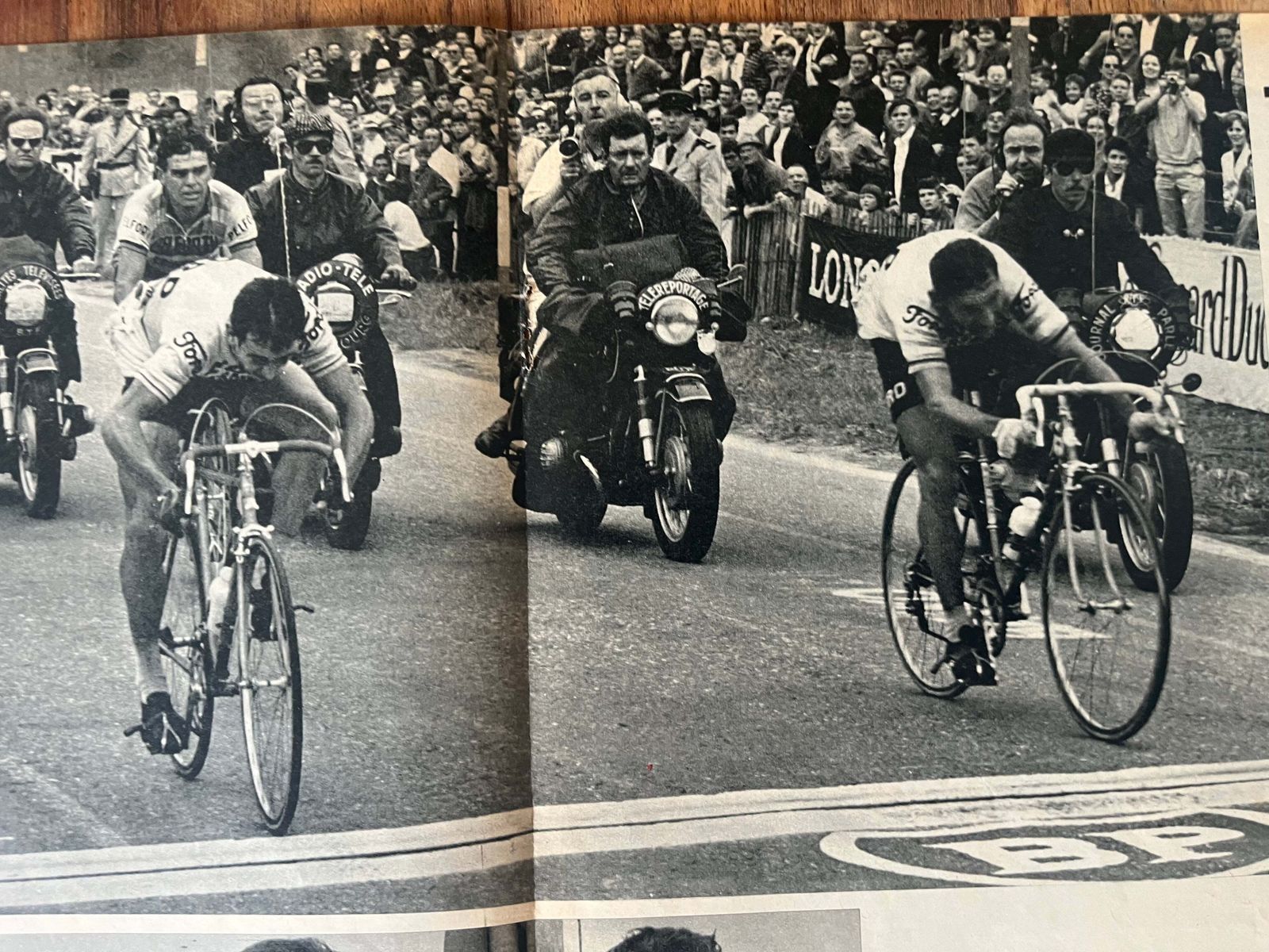 Vintage Tour De France Cycling Print C1966 Jean Stablinkski Jean Claude Theilliere   Unframed photo for sale