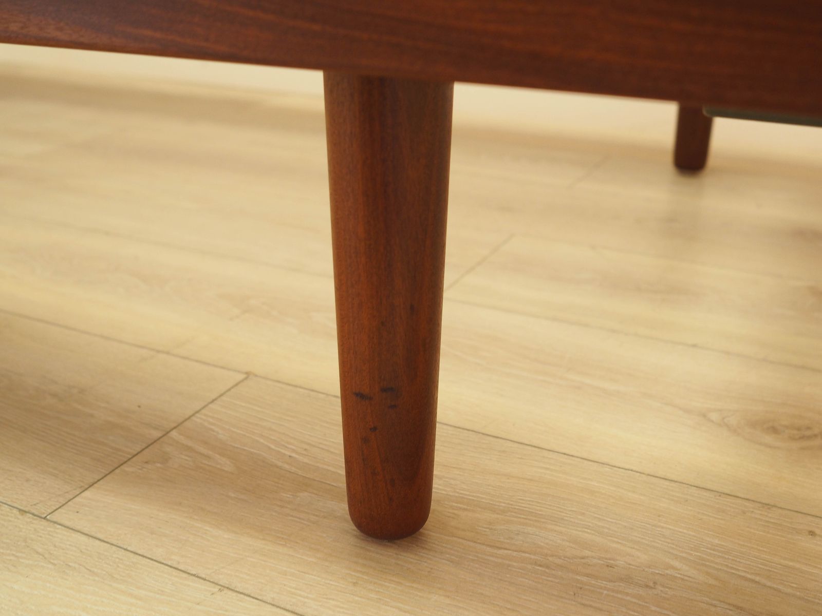 photo for sale Lit en teck, design danois, années 1960, par Hans J. Wegner pour Getama