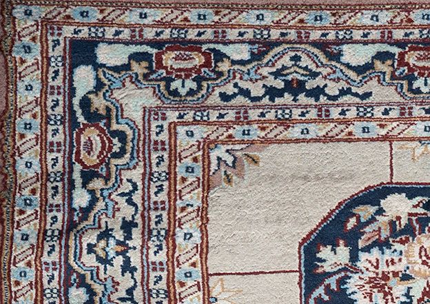 Fine Hand Knotted Ivory Wool Rug Triple Floral Medallion, 240 Kpsi photo vintage