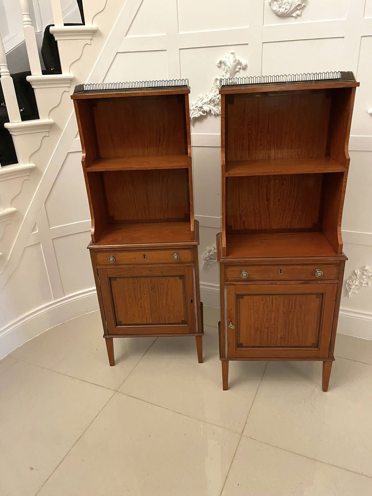 Rare Pair Of Gillows Antique Quality Satinwood Waterfall Bookcases photo vinterior
