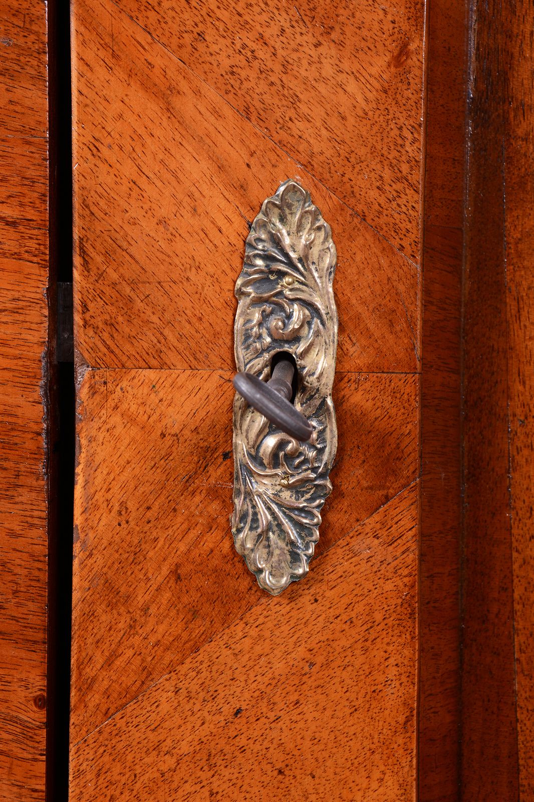 Restored Biedermeier Cabinet, Walnut, Revived Polish, Austria, 1830s photo vinterior
