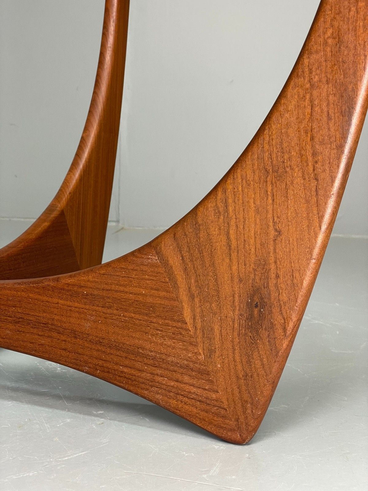 G Plan Astro Coffee Table Round Teak 1960s Mid Century Vintage Glass Top Eb12073 photo vinterior