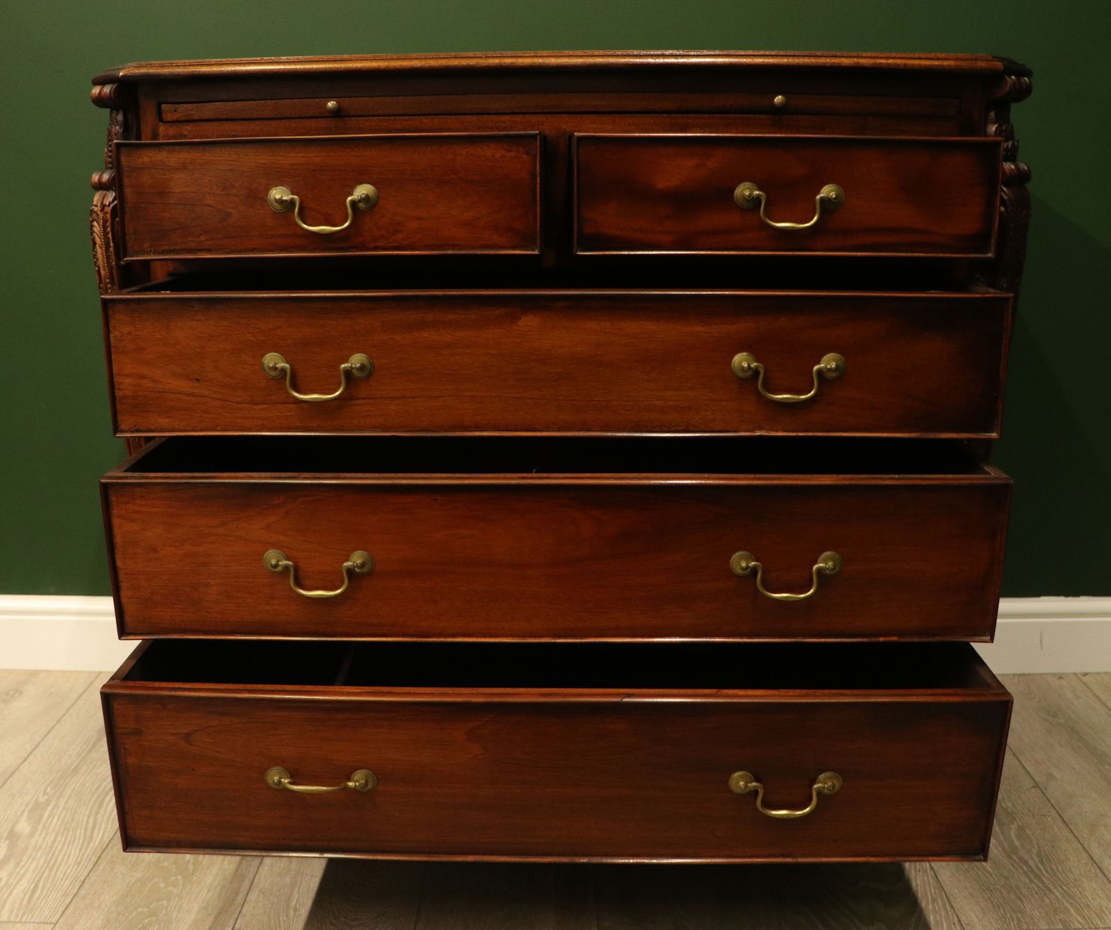 A Lovely Solid Mahogany Bachelors’ Chest. photo Furniture