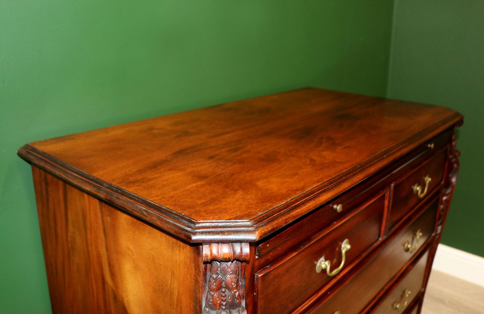 Furniture A Lovely Solid Mahogany Bachelors’ Chest. photo