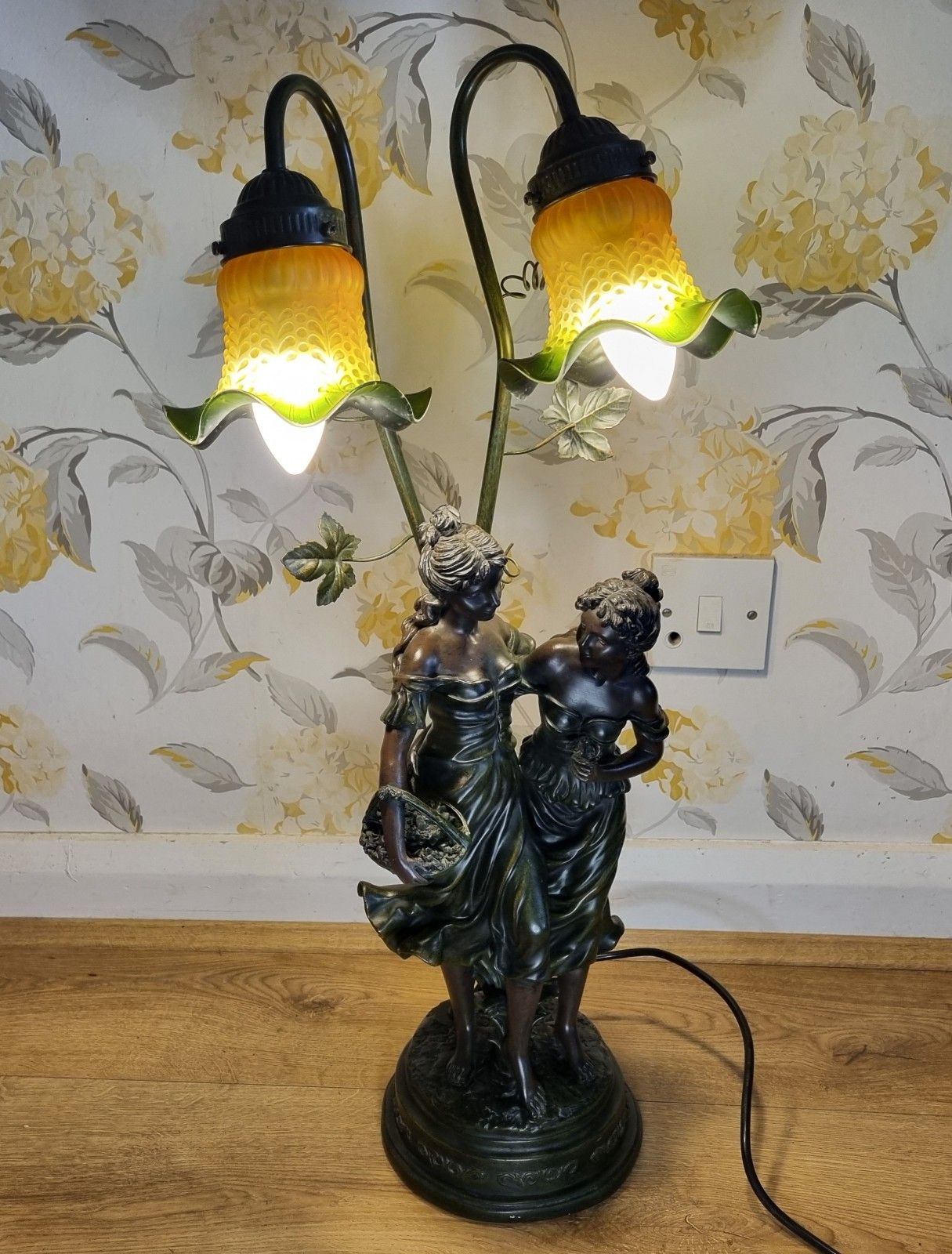 Large Widdop Bingham Art Nouveau Style Table Lamp 2 Figures Ruffle Tulip Shades photo furniture
