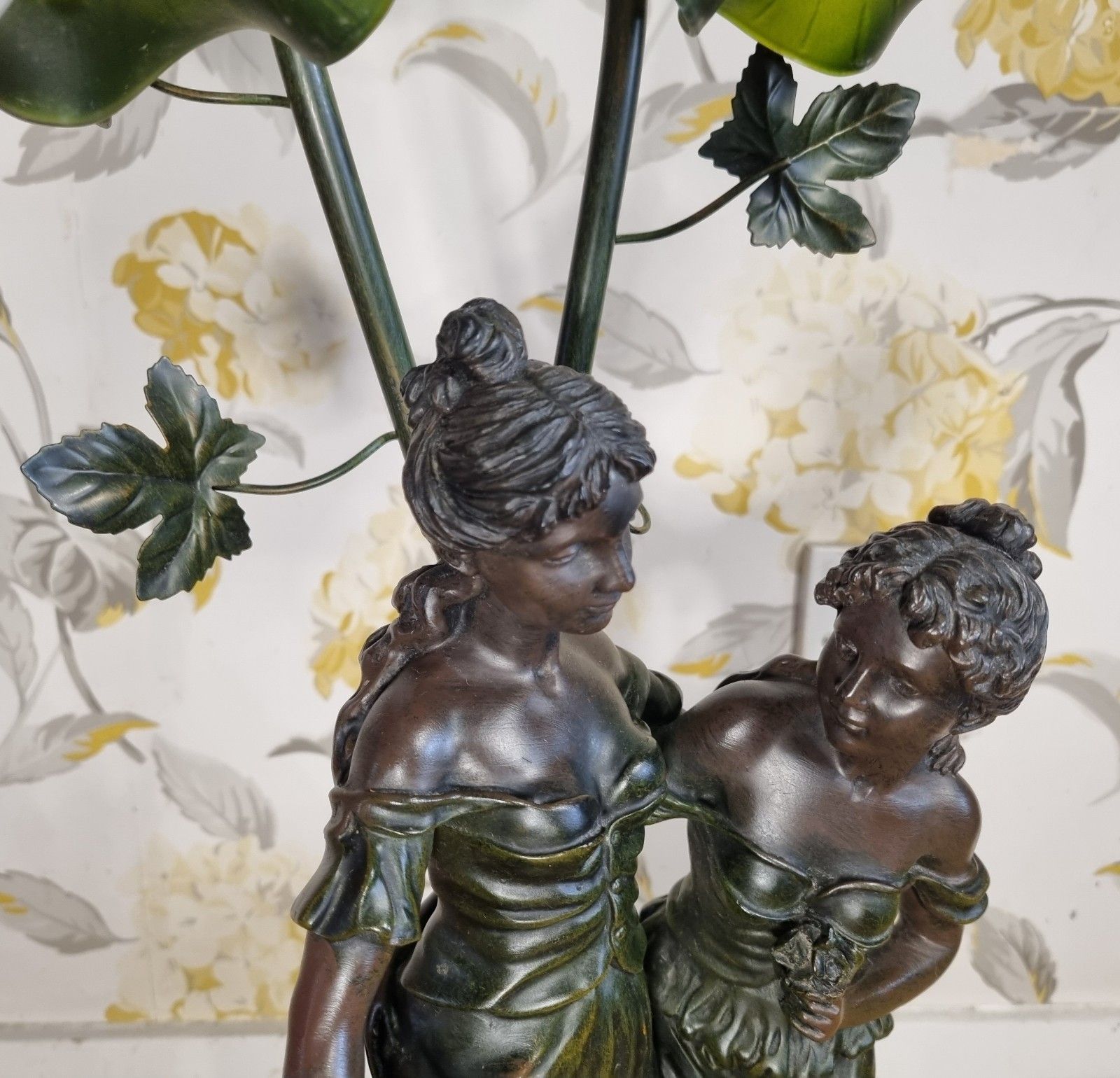 Large Widdop Bingham Art Nouveau Style Table Lamp 2 Figures Ruffle Tulip Shades photo 125.0