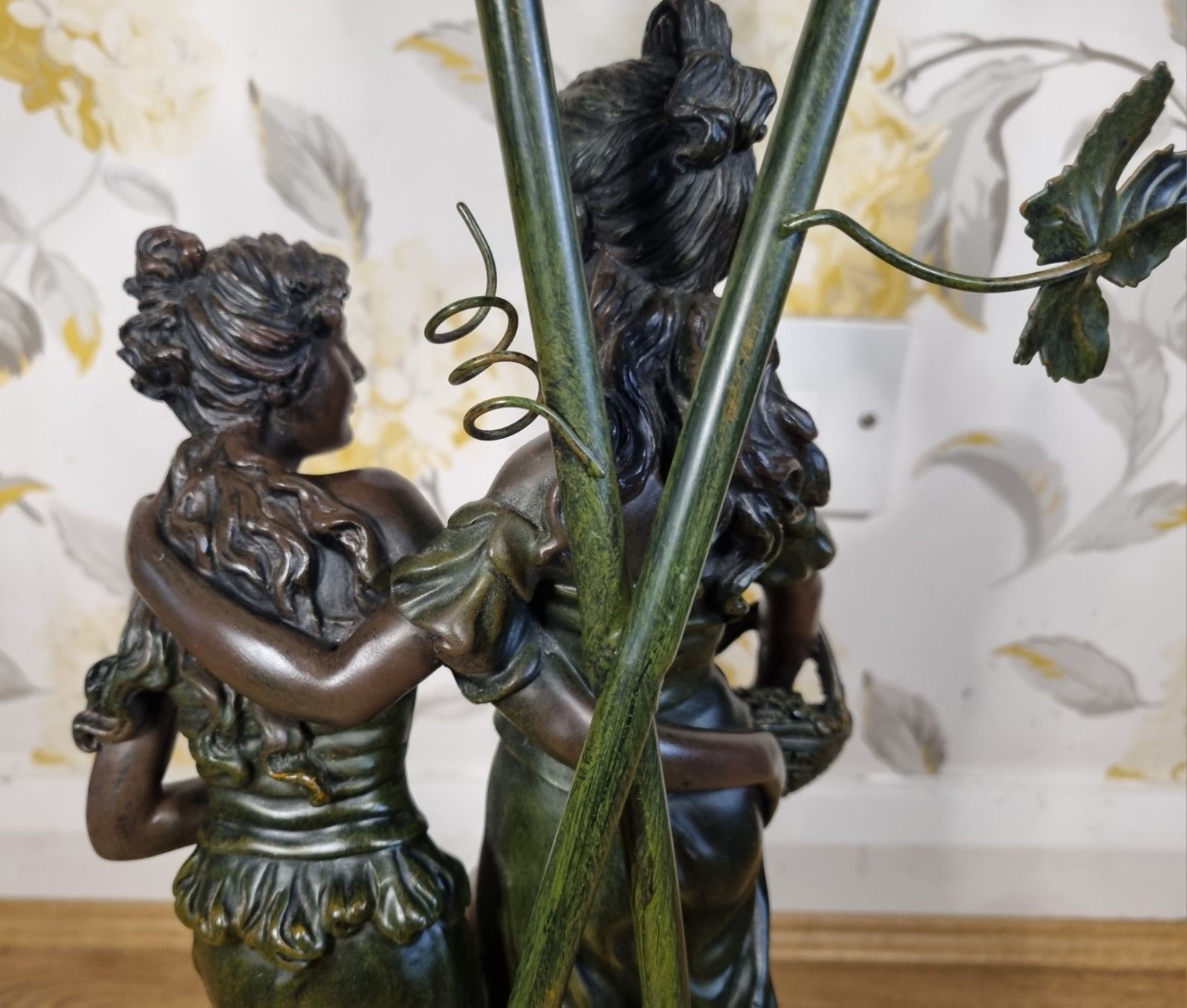 125.0 Large Widdop Bingham Art Nouveau Style Table Lamp 2 Figures Ruffle Tulip Shades photo