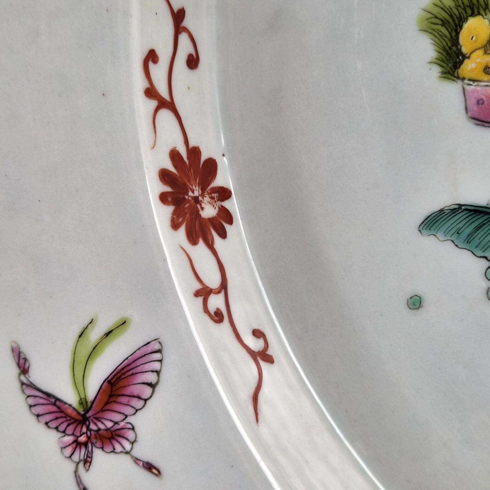 Rare Large Chinese Famille Rose Castellated Porcelain Bowl, C.1880 photo Home Decor