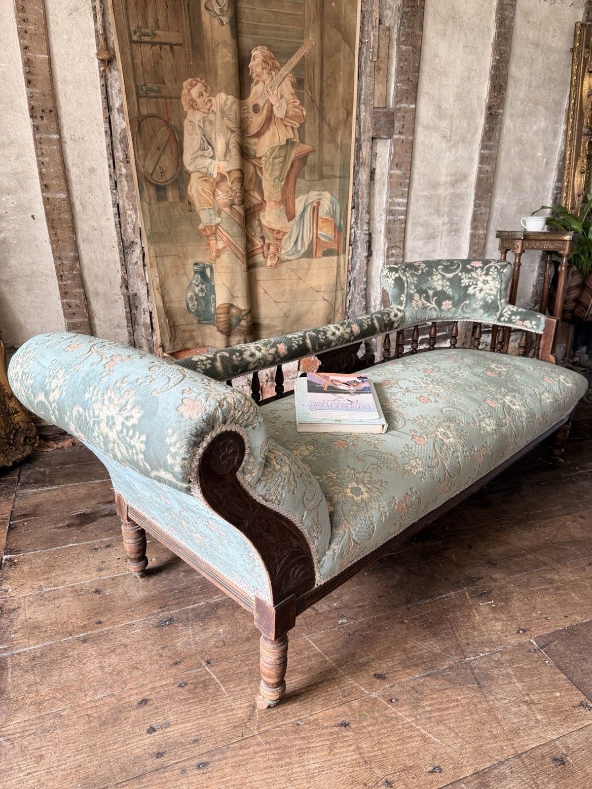 photo furniture Antique Victorian Country Sage Green Floral Chaise Lounge Longue Daybed 1880 C