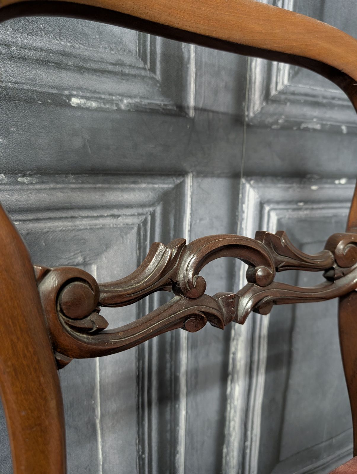 Pair Of Victorian Balloon Back Mahogany Dining Chairs With Carved Splat & Pink Upholstery, C.1870 photo vinterior