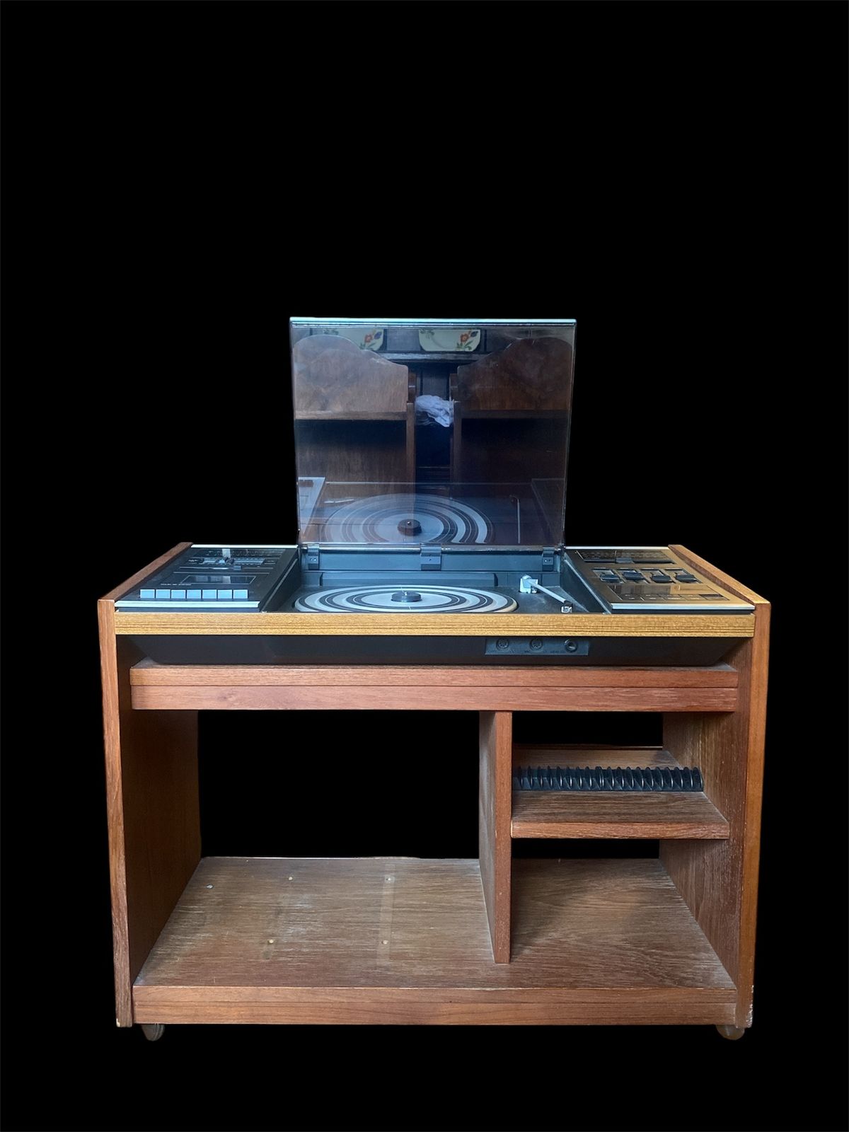 Bang & Olufsen Media Unit With Speakers, 1950s, Teak, Vintage
