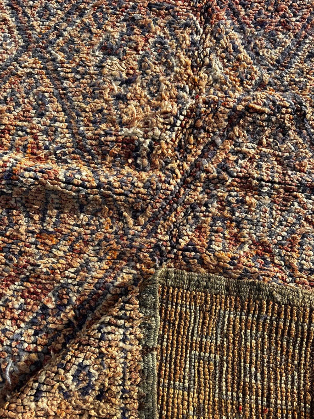 Vintage Moroccan Beni M’guild Rug 190x290 Cm – Authentic Handwoven Wool Berber Rug From The Atlas Mountains photo vinterior