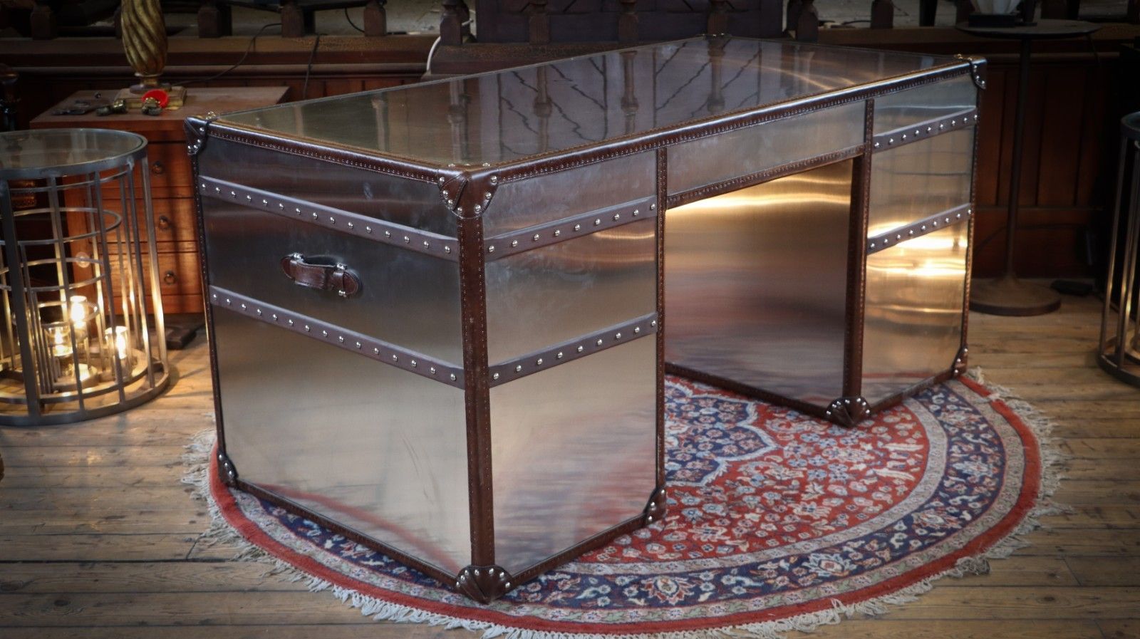 photo vintage Timothy Oulton Stoneyhurst Mayfair Leather Desk Brushed Steel Vintage Cigar 🚚