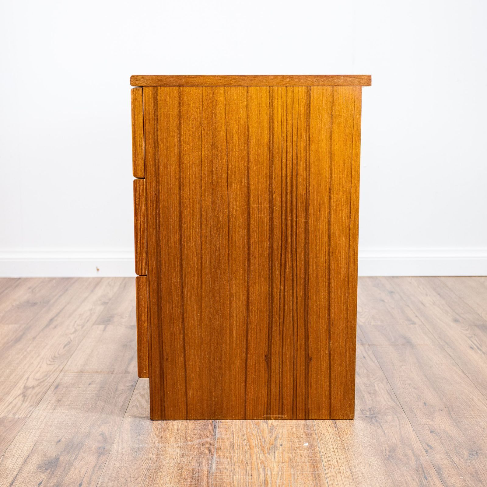 photo furniture G Plan Albany Teak Chest Of 4 Drawers By Leslie Dandy
