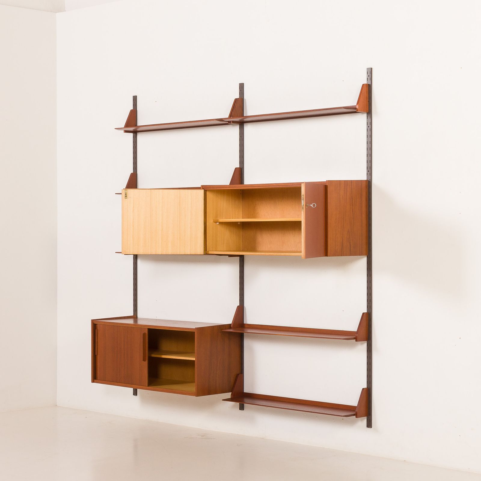 Mid Century Teak Wall Unit By Dieter Reinhold For Wk Möbel, Germany, 1960s photo vinterior