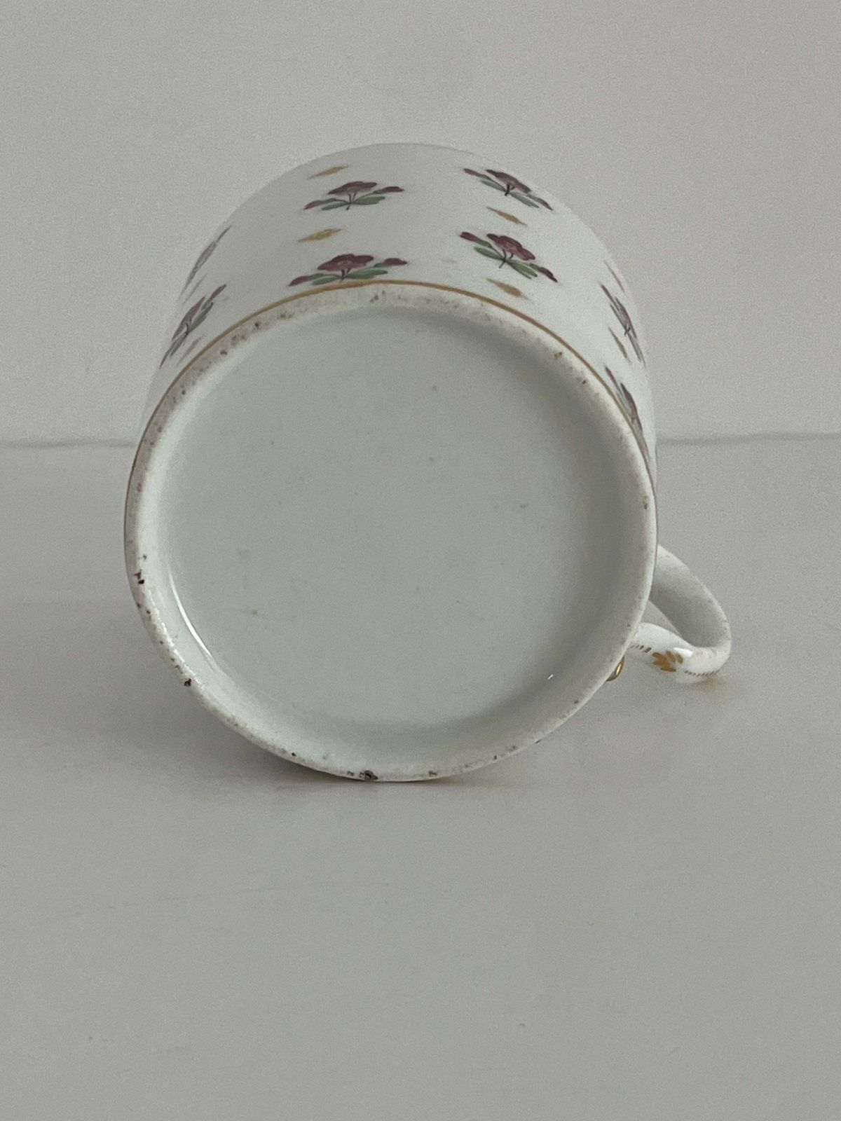 Woonaccessoires Old Paris Porcelain Koffiekopje Bloemtakjes Polychroom, Frans, ca. 1795 photo