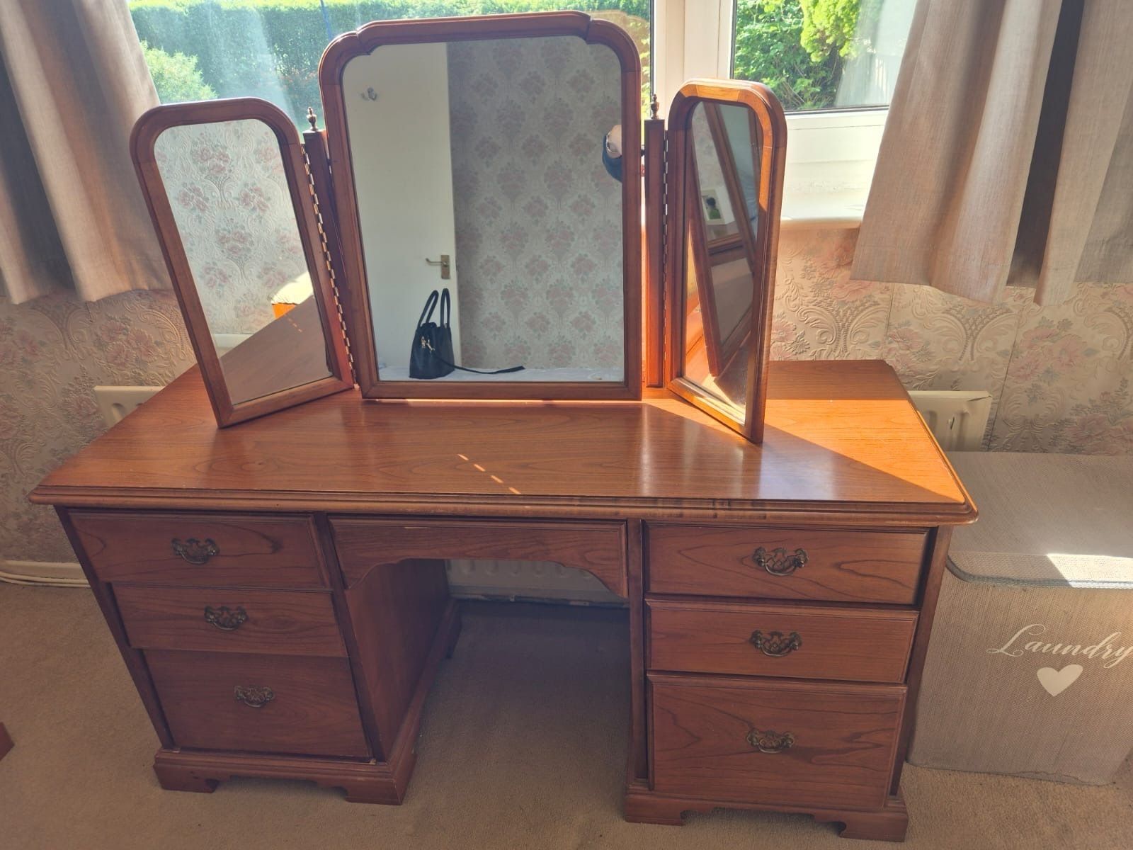 Younger Cherry Wood Bedroom Furniture Set photo vintage