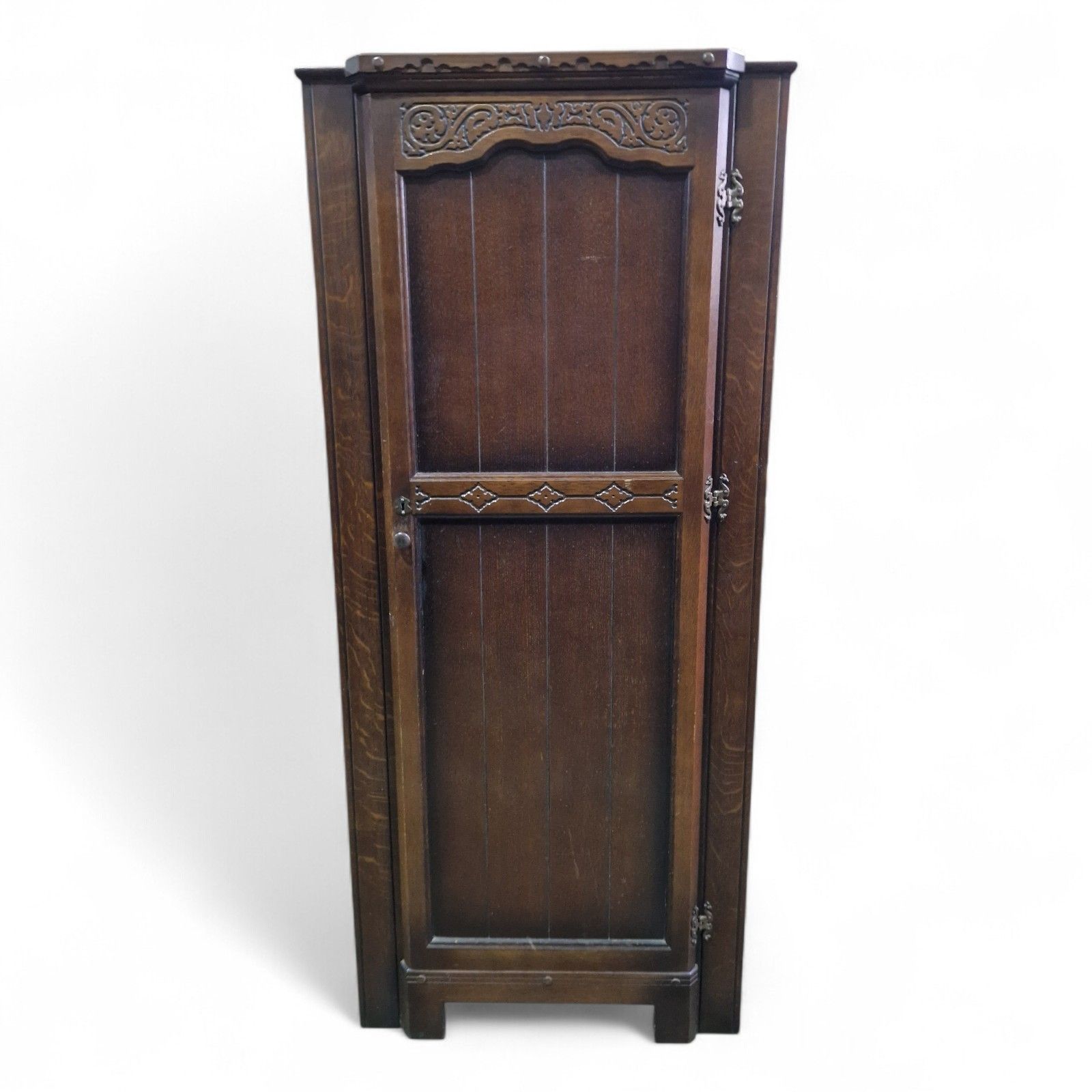 Carved Oak Fitted Wardrobe – Small Antique Vintage Single Robe Hall Cupboard photo 275.0