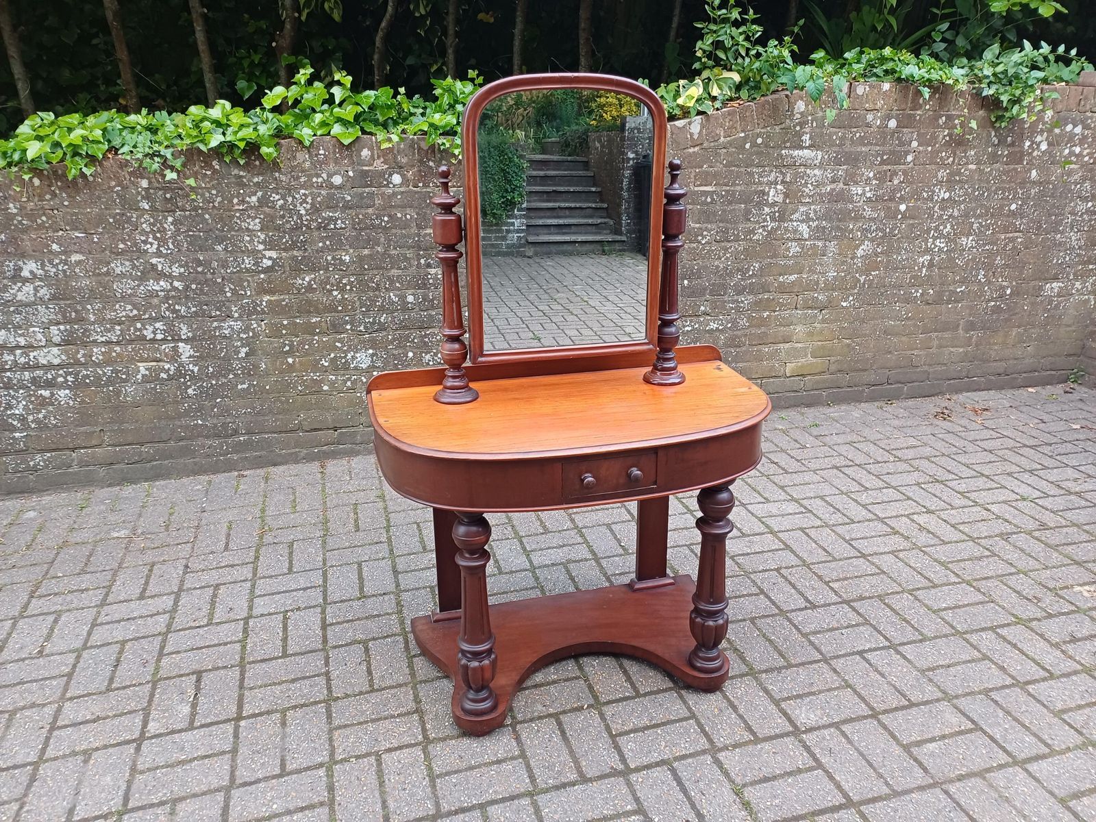 photo furniture Antique Victorian Mahogany Duchess Dressing Table Swivel Mirror Vanity Carved Turned Base 19th Century