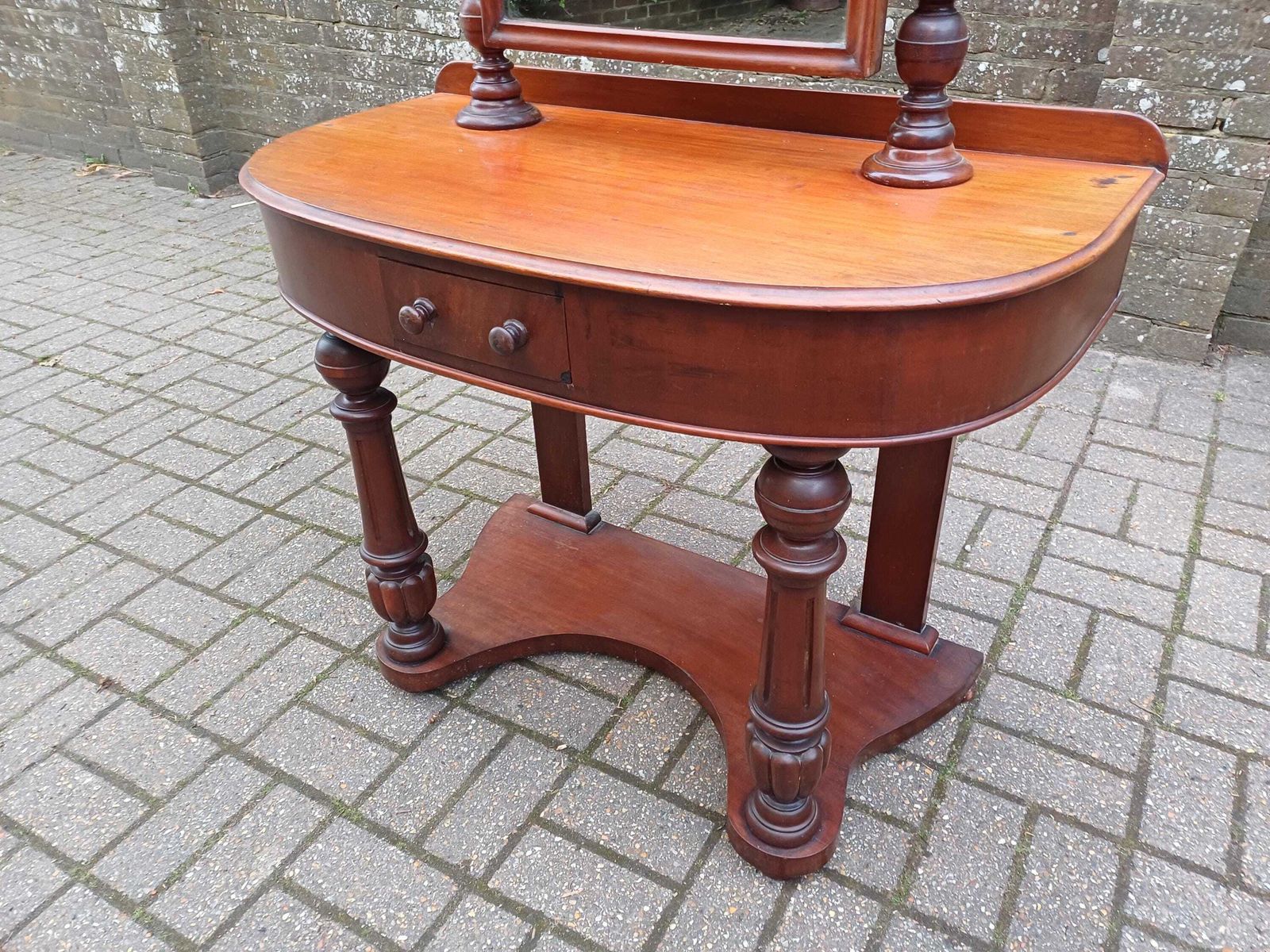 photo vinterior Antique Victorian Mahogany Duchess Dressing Table Swivel Mirror Vanity Carved Turned Base 19th Century