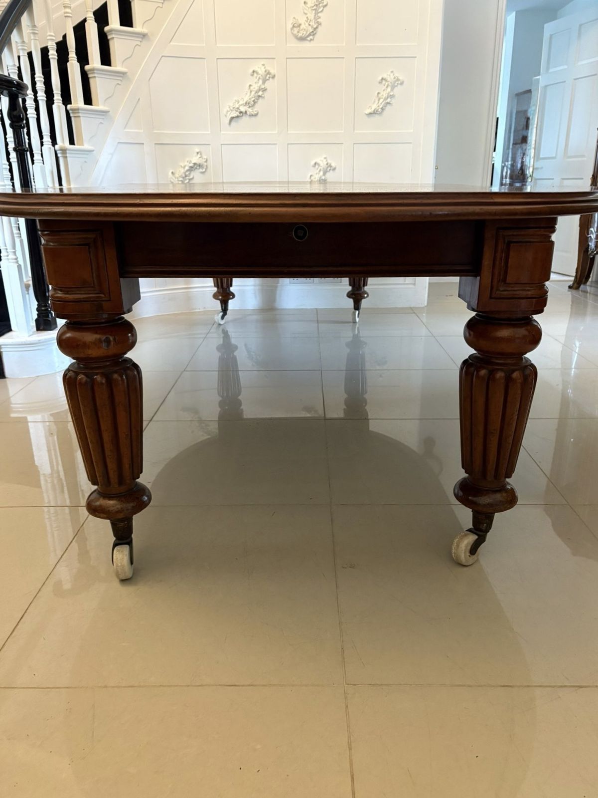 Large 12 Seater Outstanding Quality Antique 19th Century Figured Mahogany Extending Dining Table photo for sale