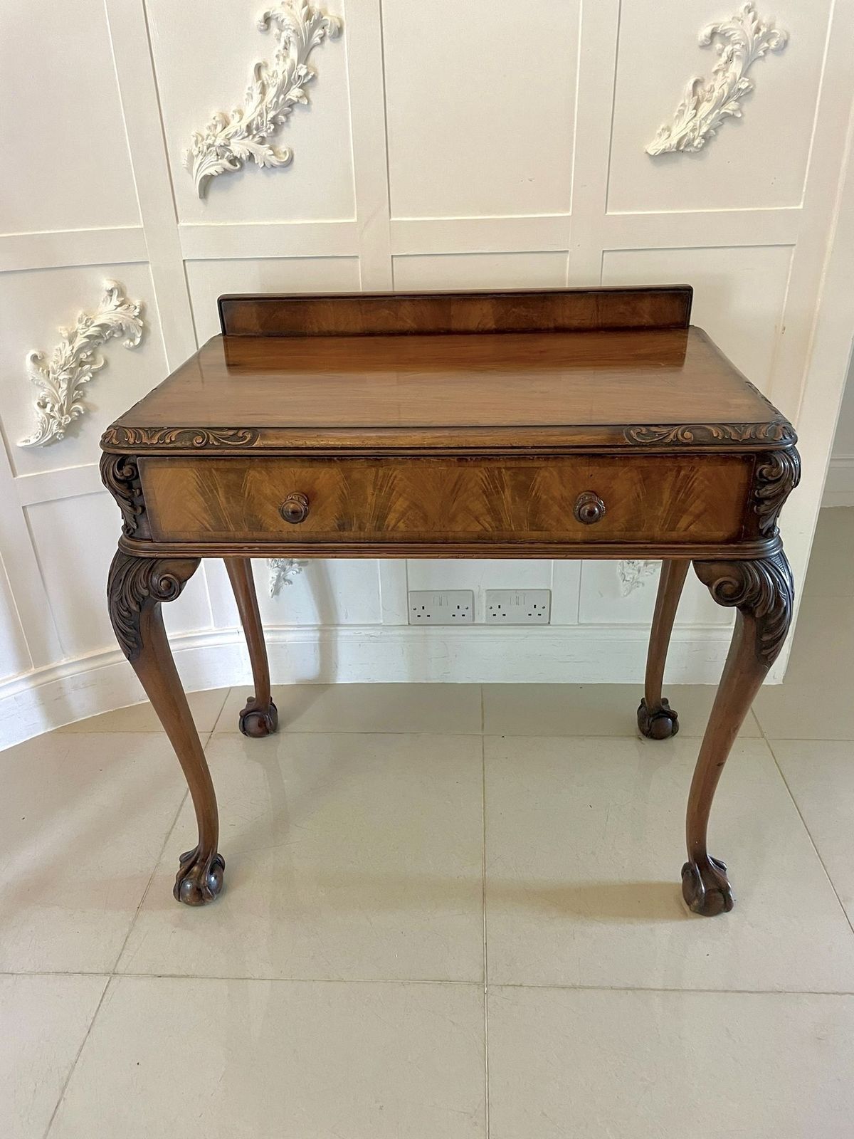 Superb Quality Antique Early 20th Century Carved Burr Walnut Hall Table By Maple And Co.
